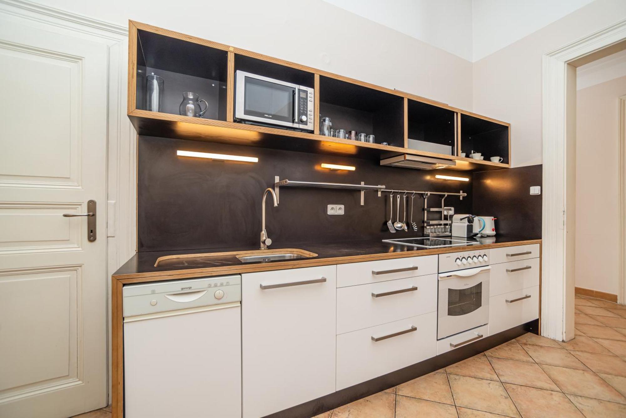 Large And Modern Apartment In The Heart Of Prag Exteriör bild
