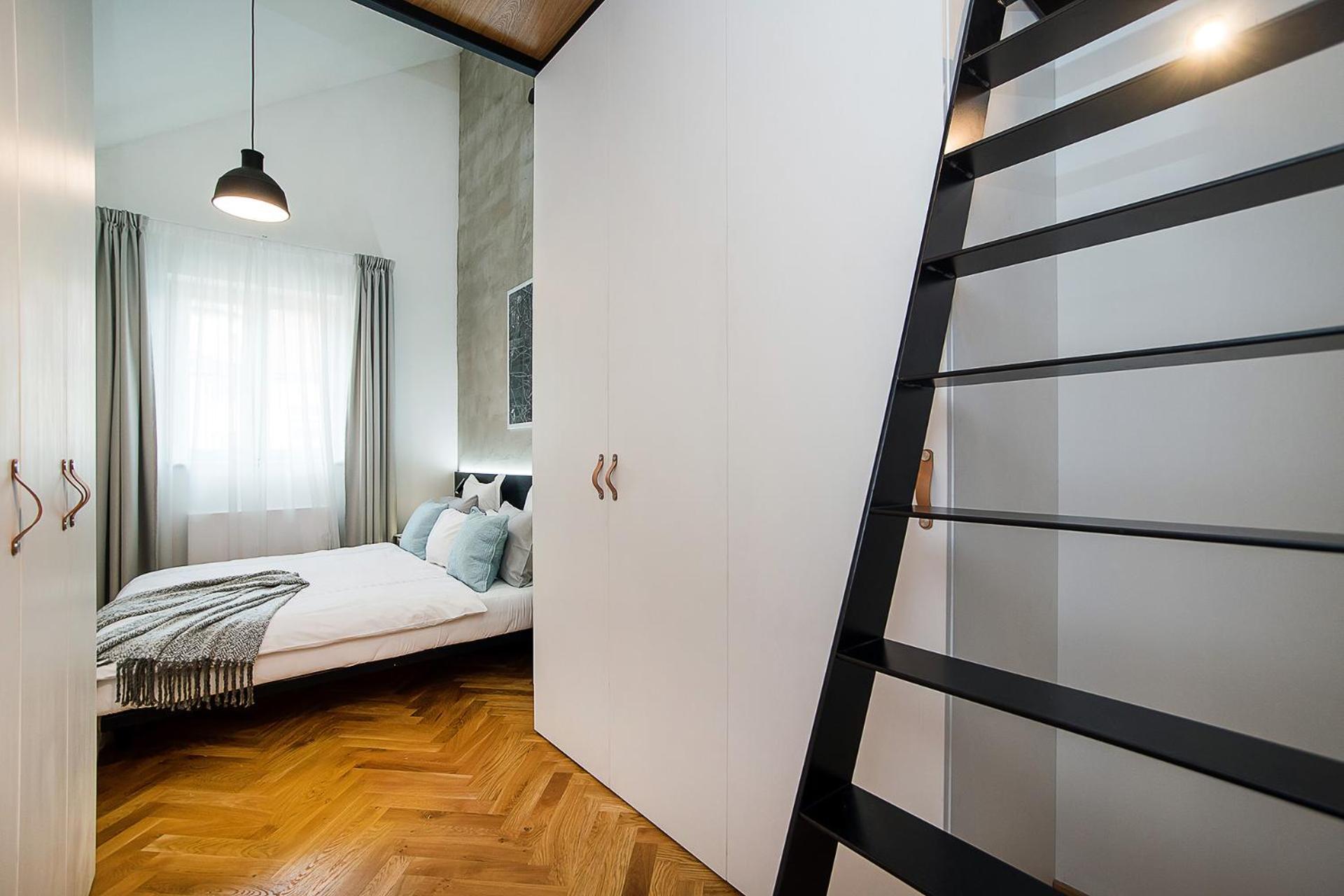 Large And Modern Apartment In The Heart Of Prag Exteriör bild