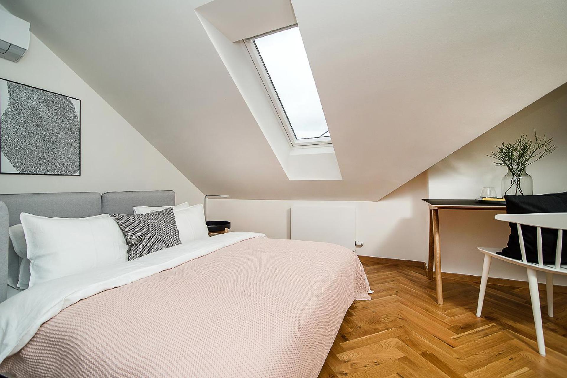 Large And Modern Apartment In The Heart Of Prag Exteriör bild