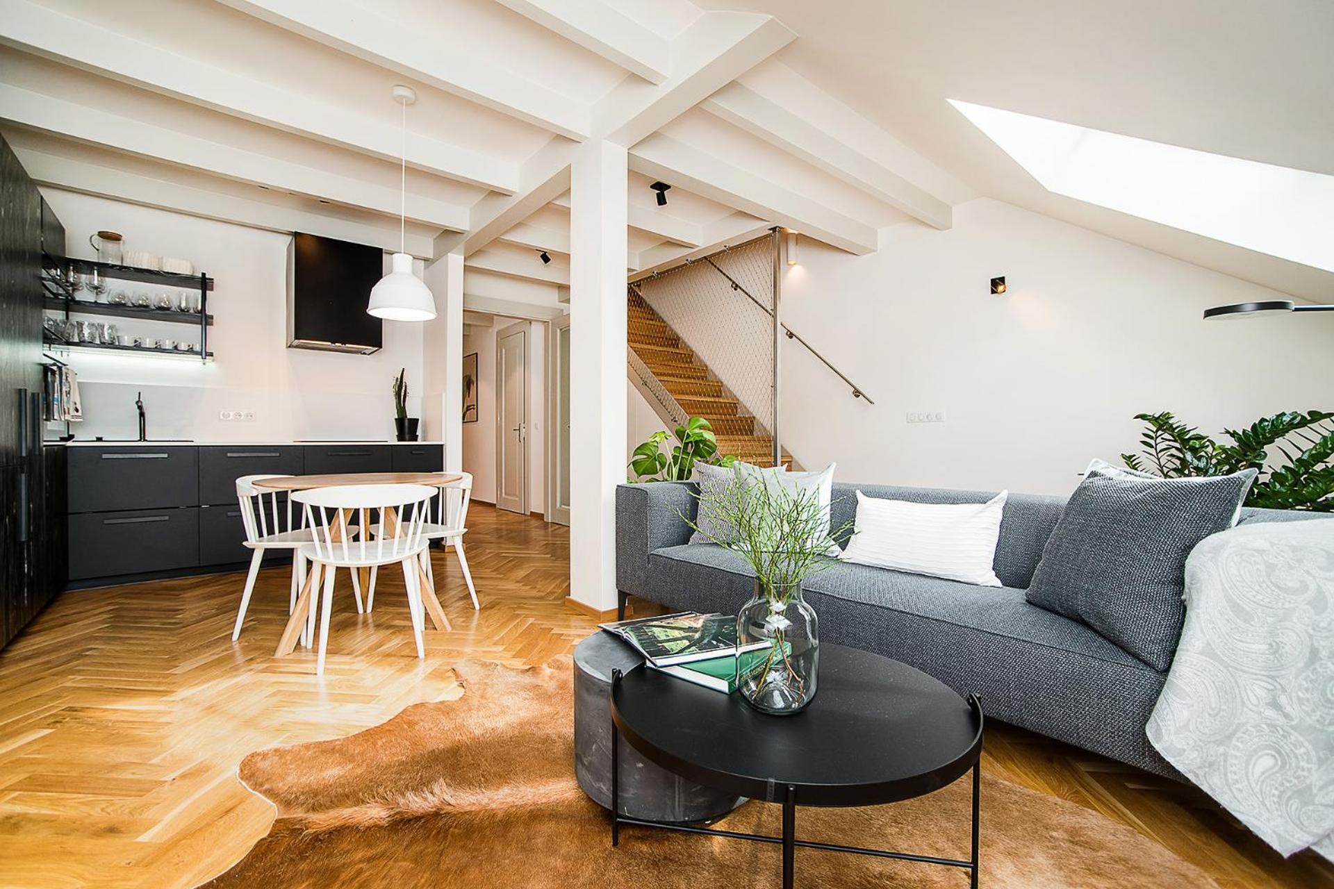Large And Modern Apartment In The Heart Of Prag Exteriör bild