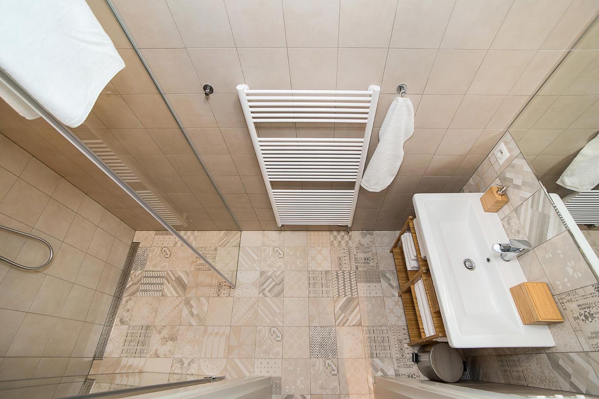 Large And Modern Apartment In The Heart Of Prag Exteriör bild
